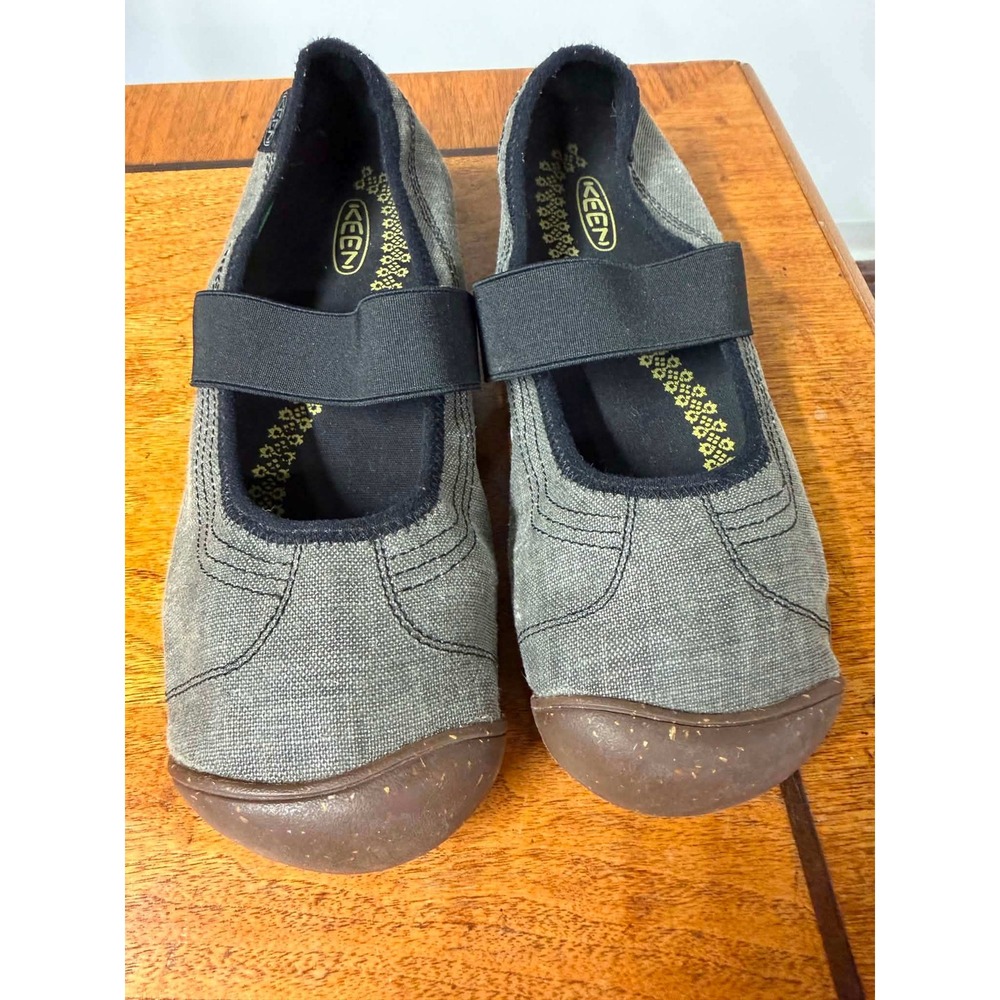 Keen Womens 9 Grey Sienna MJ Canvas Mary Jane Flats Elastic Strap Casual Shoes